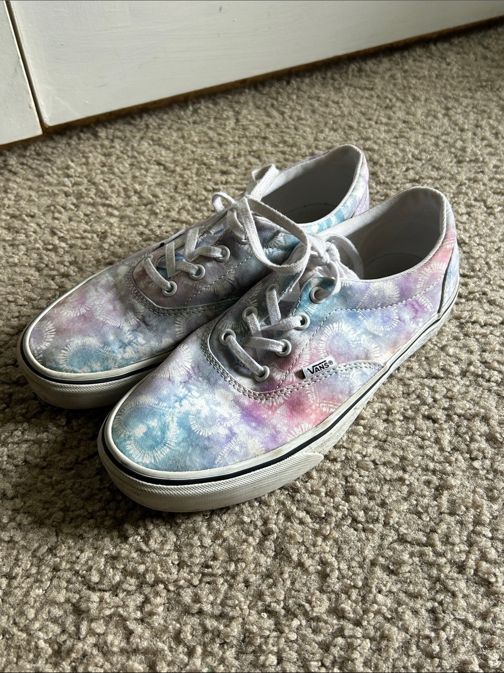 Vans Tie-Dye hearts Low Top Sneakers — Pastel Blue/Pink/Purple